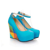 Ladies wedge heel shoes